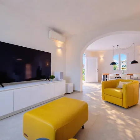 וילה Luxury Porto Columbu *